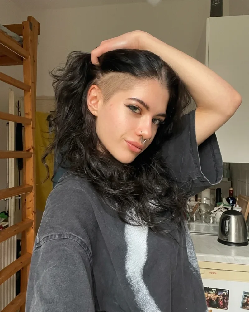 15 Unique Haircuts 2026: Jellyfish, Hush, Pixie & More