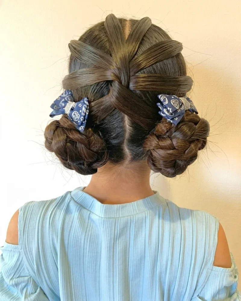 15 Easy Bun Hairstyles for Casual Parties and Get-Togethers