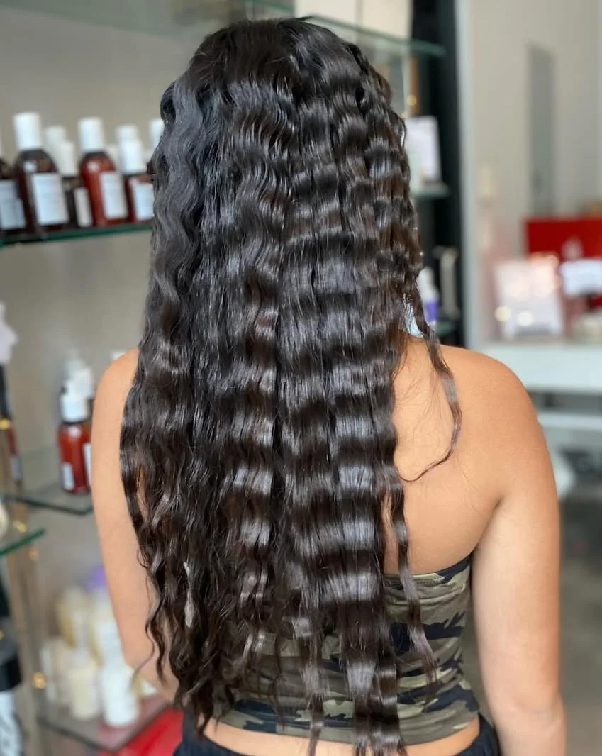 Long Relaxed 2000s Waves