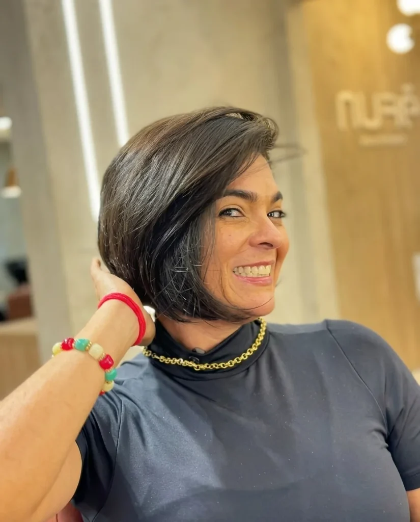 Asymmetrical bob with side part and natural silver strands